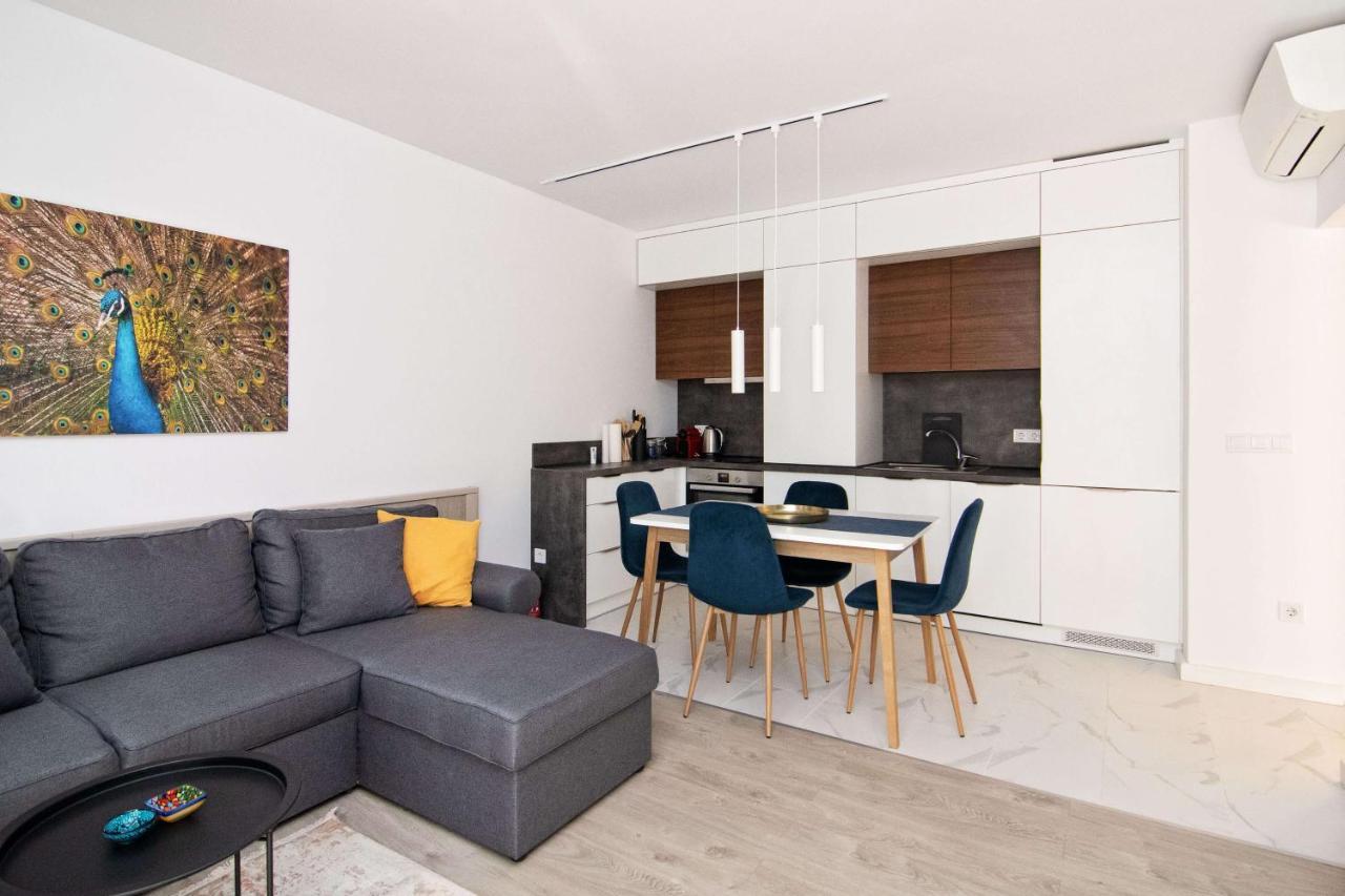 Luxury City Center Two Bedroom Apartment Close To Beach Варна Екстериор снимка