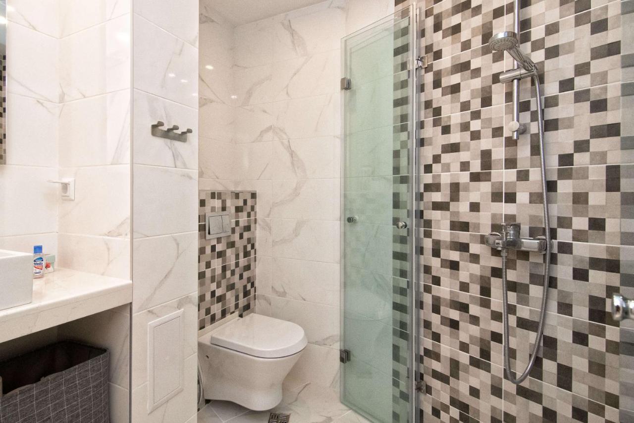 Luxury City Center Two Bedroom Apartment Close To Beach Варна Екстериор снимка