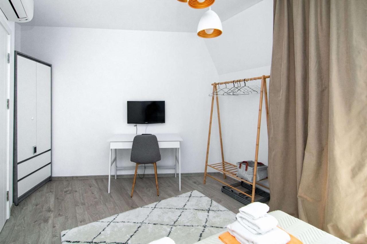 Luxury City Center Two Bedroom Apartment Close To Beach Варна Екстериор снимка