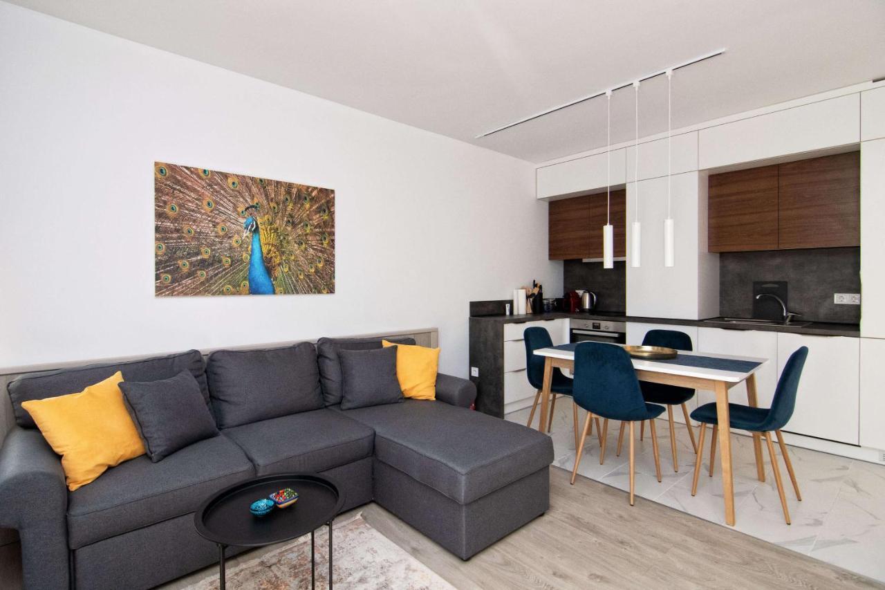 Luxury City Center Two Bedroom Apartment Close To Beach Варна Екстериор снимка